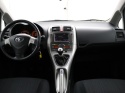 Toyota Auris - 1.6-16V Sol Business