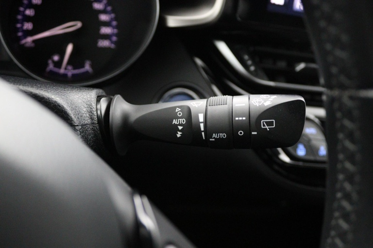 Toyota C-HR - 1.8 Hybrid Energy 31