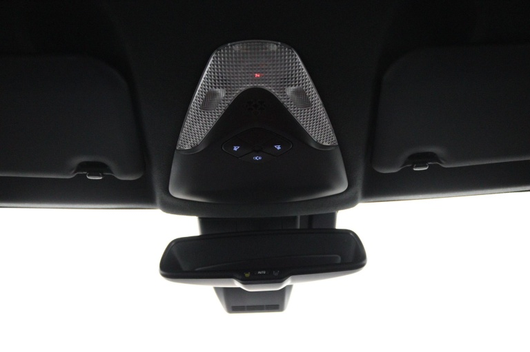 Toyota C-HR - 1.8 Hybrid Energy 32