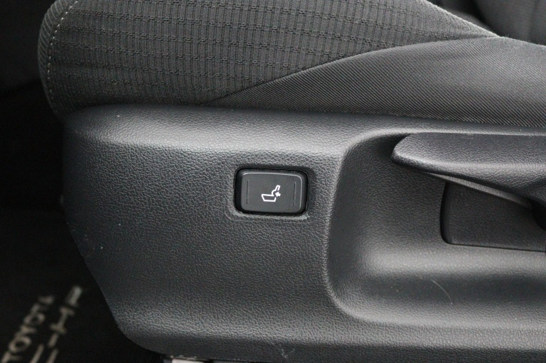 Toyota C-HR - 1.8 Hybrid Energy 38