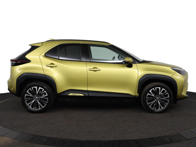 Toyota Yaris Cross - 1.5 Hybrid Executive 13