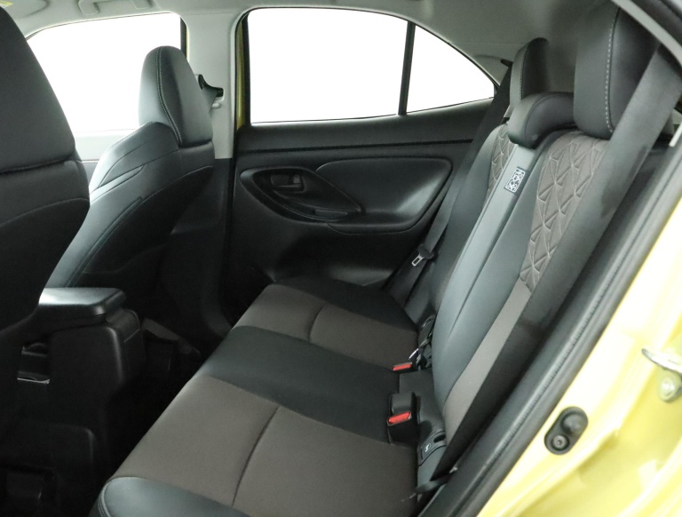 Toyota Yaris Cross - 1.5 Hybrid Executive 18