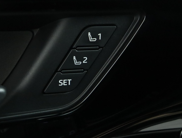 Toyota bZ4X - Premium 71 kWh 49