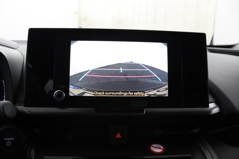 Toyota C-HR - 1.8 Hybrid 140 12