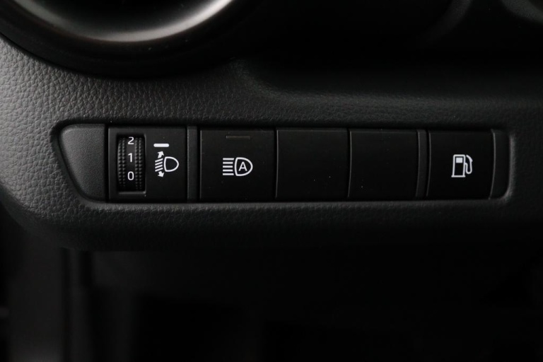 Toyota C-HR - 1.8 Hybrid 140 29