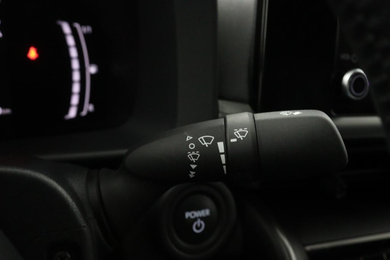 Toyota C-HR - 1.8 Hybrid 140 31