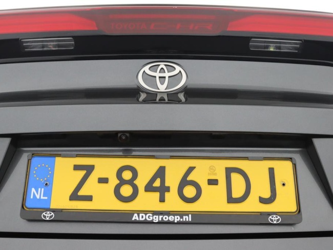Toyota C-HR - 1.8 Hybrid 140