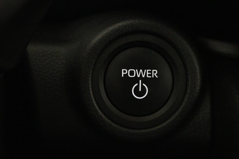 Toyota C-HR - 1.8 Hybrid 140 39