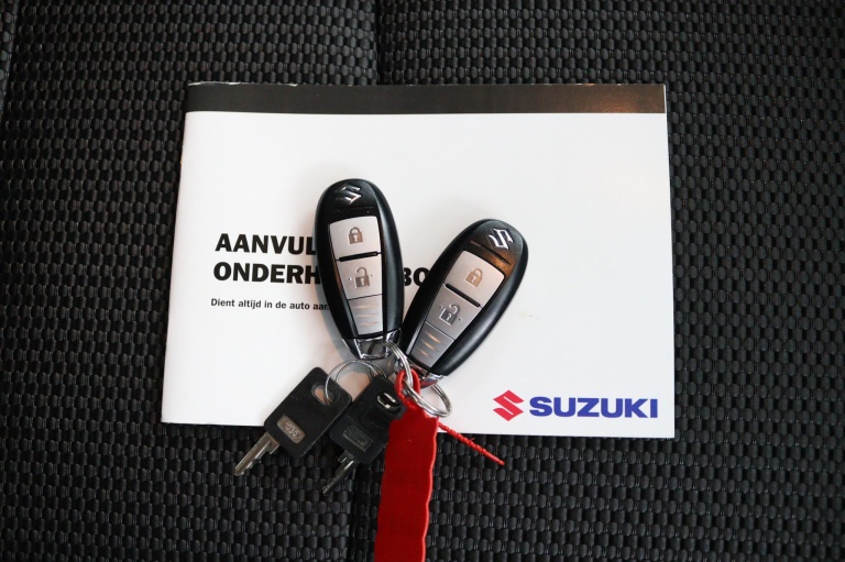 Suzuki S-Cross - 1.5 Hybrid Style 27