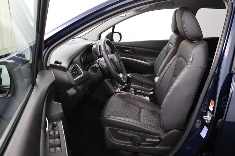 Suzuki S-Cross - 1.5 Hybrid Style 9