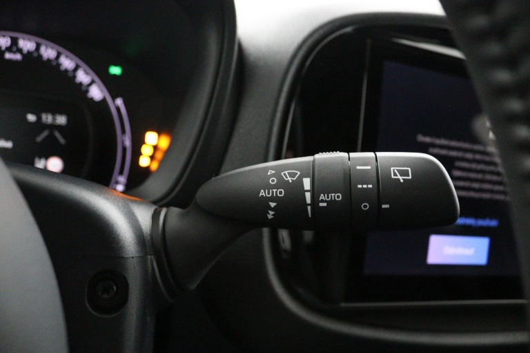 Toyota Aygo X - 1.0 VVT-i MT Premium 29