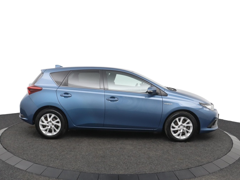 Toyota Auris - 1.8 Hybrid Dynamic 13