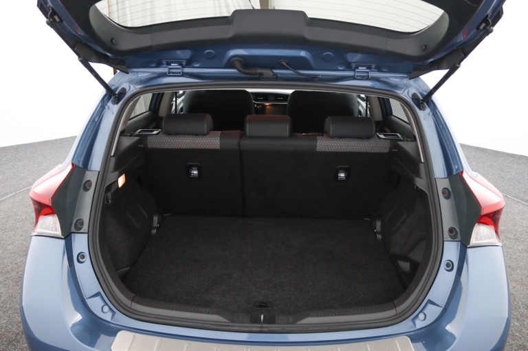 Toyota Auris - 1.8 Hybrid Dynamic 24