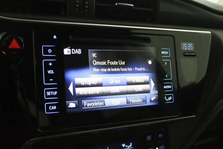 Toyota Auris - 1.8 Hybrid Dynamic 43