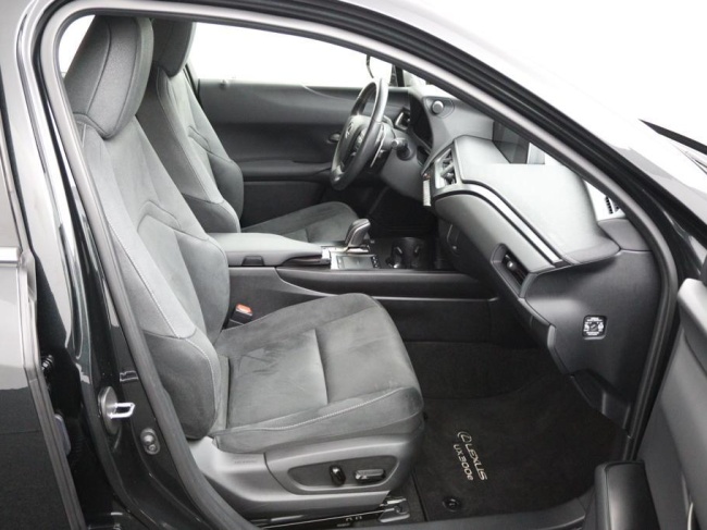 Lexus UX - 300e Business 54 kWh