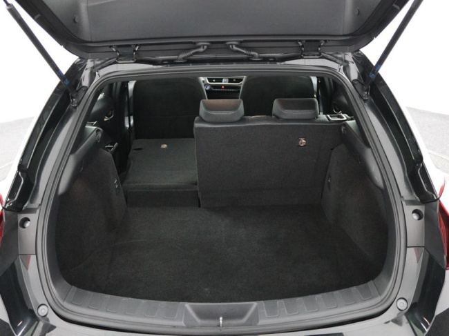 Lexus UX - 300e Business 54 kWh