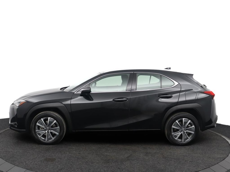 Lexus UX - 300e Business 54 kWh 3