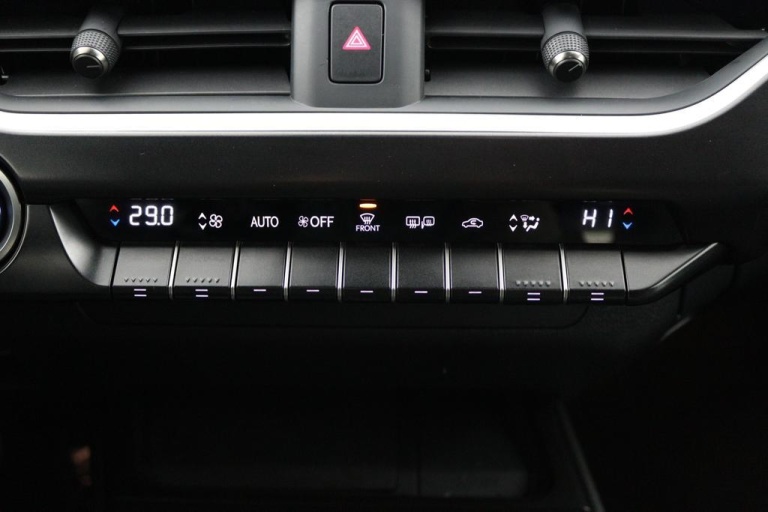Lexus UX - 300e Business 54 kWh 6