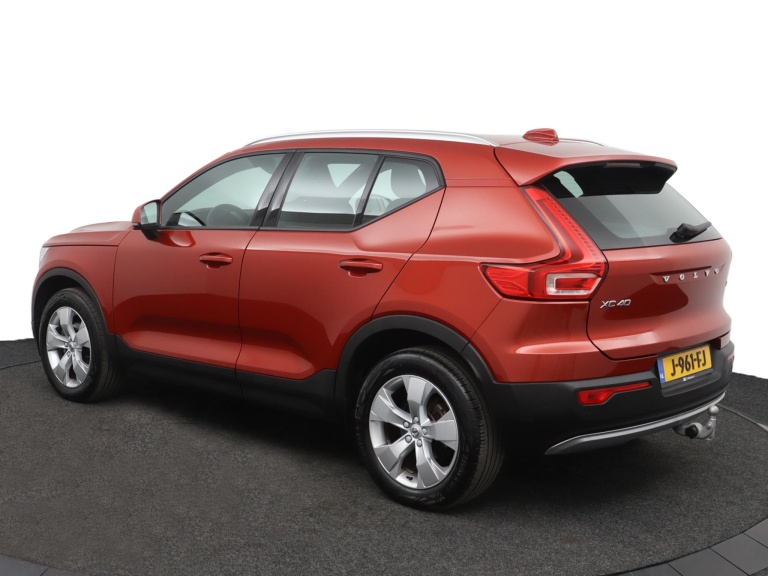 Volvo XC40 - 1.5 T3 Business Pro 4