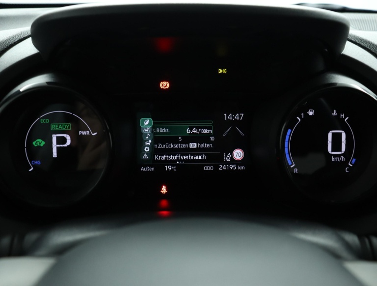 Toyota Yaris - 1.5 Hybrid Executive 51