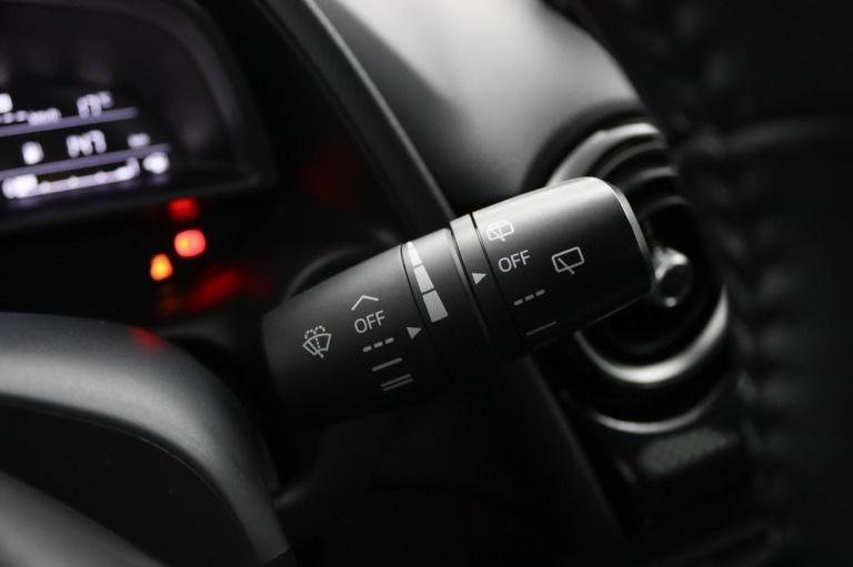 Mazda 2 - 1.5 Skyactiv-G Dynamic+ 14