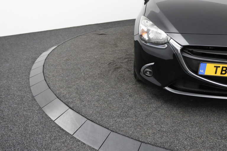 Mazda 2 - 1.5 Skyactiv-G Dynamic+ 34