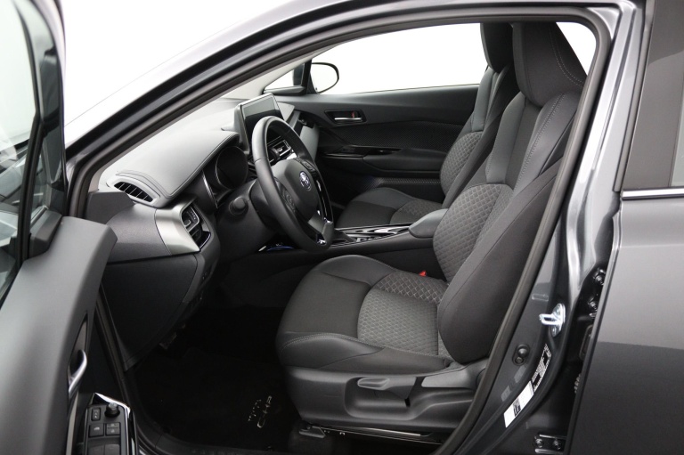 Toyota C-HR - 1.8 Hybrid Dynamic 17