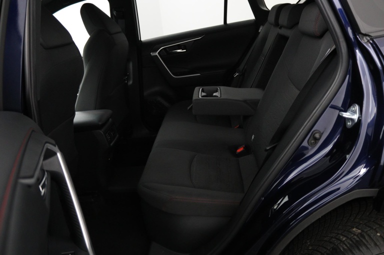 Toyota RAV4 - 2.5 Plug-in Hybrid AWD Dynamic 41