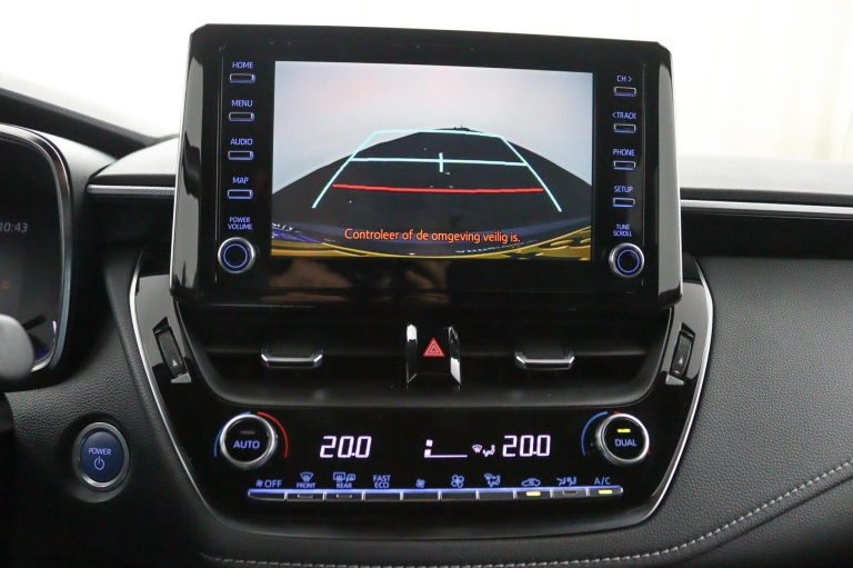 Toyota Corolla Touring Sports - 1.8 Hybrid Dynamic 14
