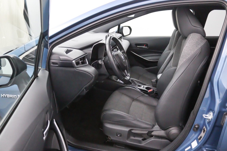 Toyota Corolla Touring Sports - 1.8 Hybrid Dynamic 9