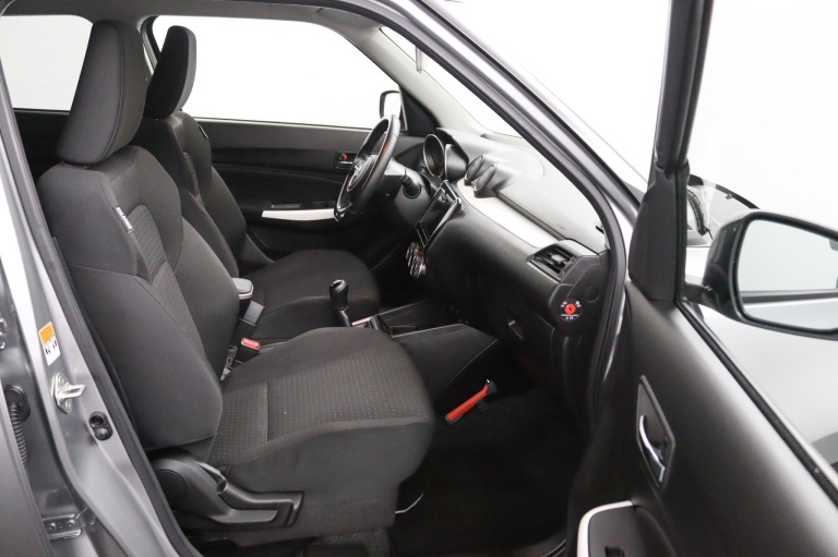 Suzuki Swift - 1.2 Stijl Smart Hybrid 10