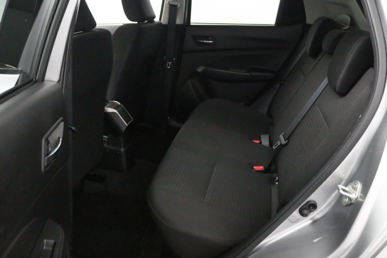Suzuki Swift - 1.2 Stijl Smart Hybrid 12
