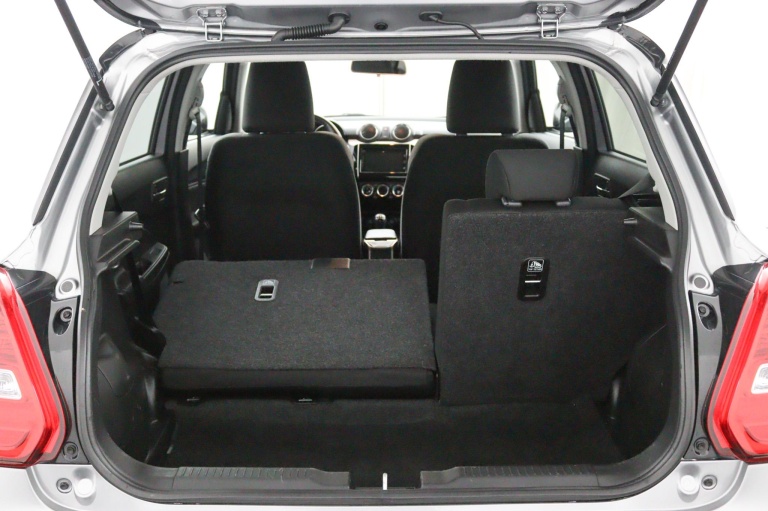 Suzuki Swift - 1.2 Stijl Smart Hybrid 30