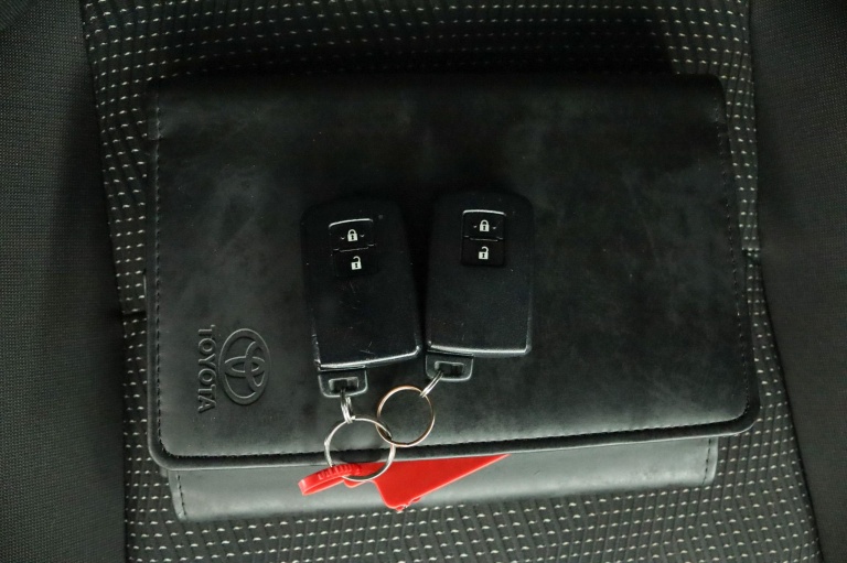 Toyota Auris Touring Sports - 1.8 Hybrid Lease 11