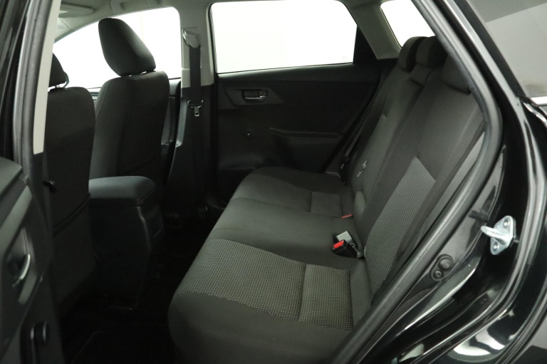 Toyota Auris Touring Sports - 1.8 Hybrid Lease 18