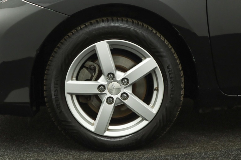 Toyota Auris Touring Sports - 1.8 Hybrid Lease 39
