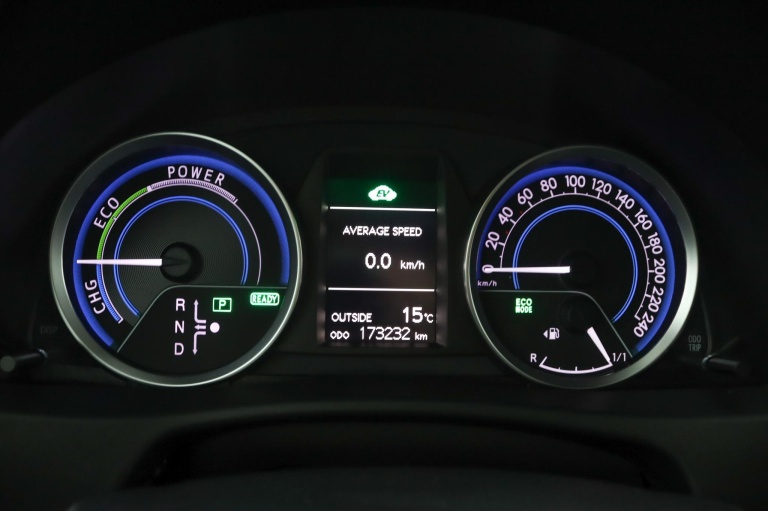 Toyota Auris Touring Sports - 1.8 Hybrid Lease 53