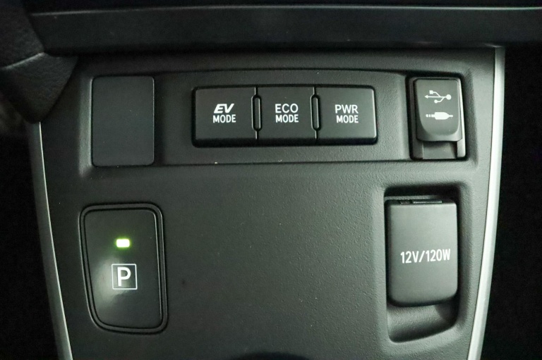 Toyota Auris Touring Sports - 1.8 Hybrid Lease 58