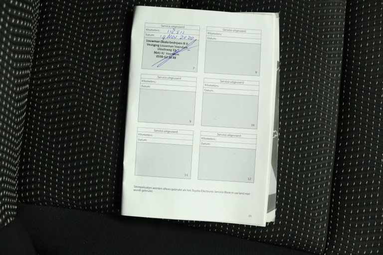 Toyota Auris Touring Sports - 1.8 Hybrid Lease 66