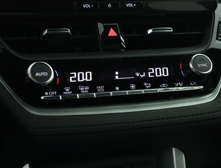 Toyota Corolla Cross - Hybrid 140 Style 7