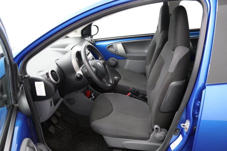 Toyota Aygo - 1.0-12V Comfort Navigator 14