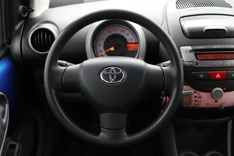 Toyota Aygo - 1.0-12V Comfort Navigator 17