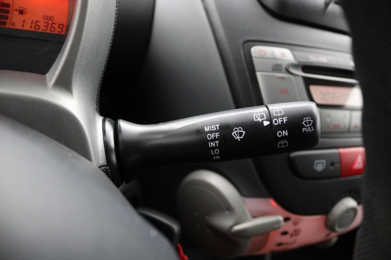 Toyota Aygo - 1.0-12V Comfort Navigator 27
