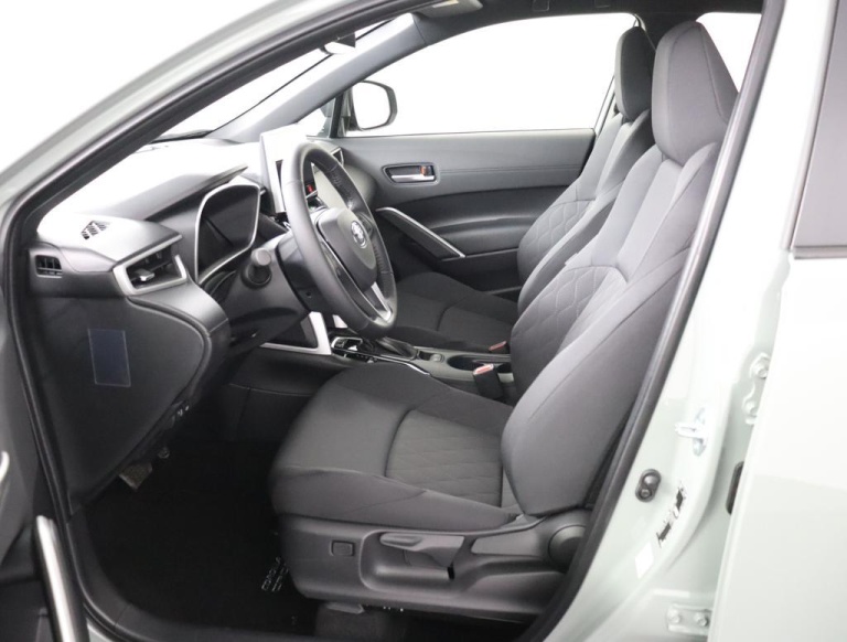 Toyota Corolla Cross - Hybrid 140 Active 13