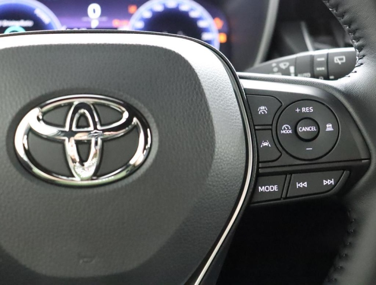 Toyota Corolla Cross - Hybrid 140 Active 16