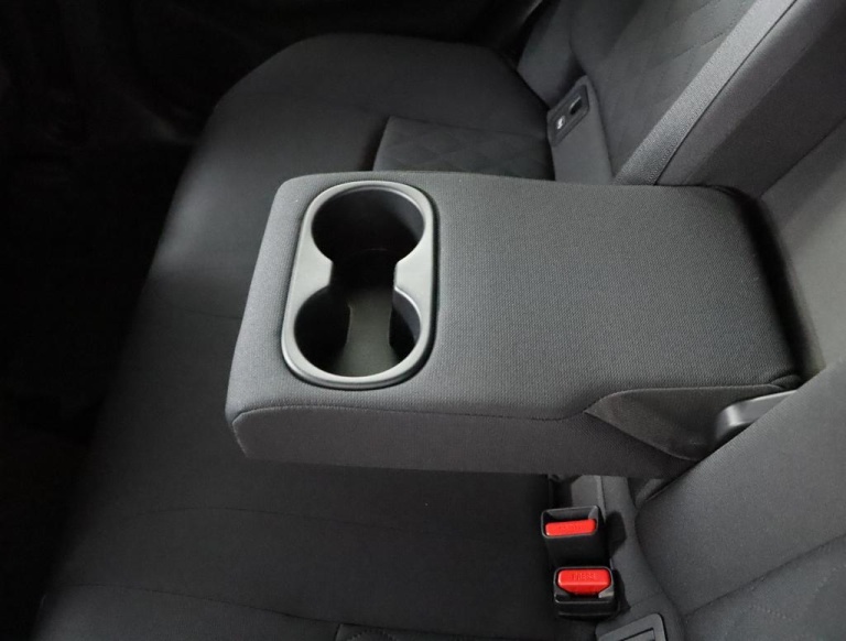 Toyota Corolla Cross - Hybrid 140 Active 35