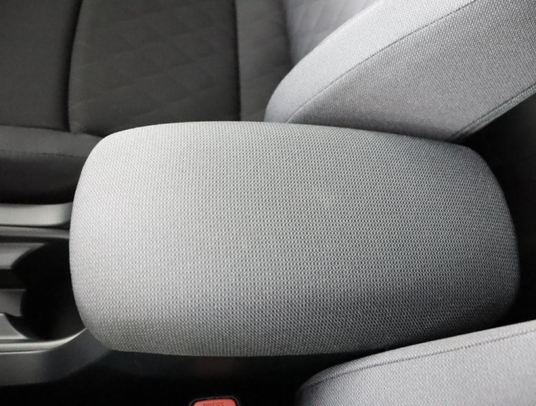 Toyota Corolla Cross - Hybrid 140 Active 53