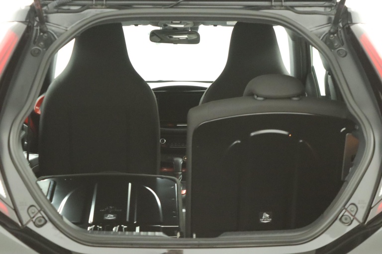 Toyota Aygo X - 1.0 VVT-i S-CVT Pulse 25