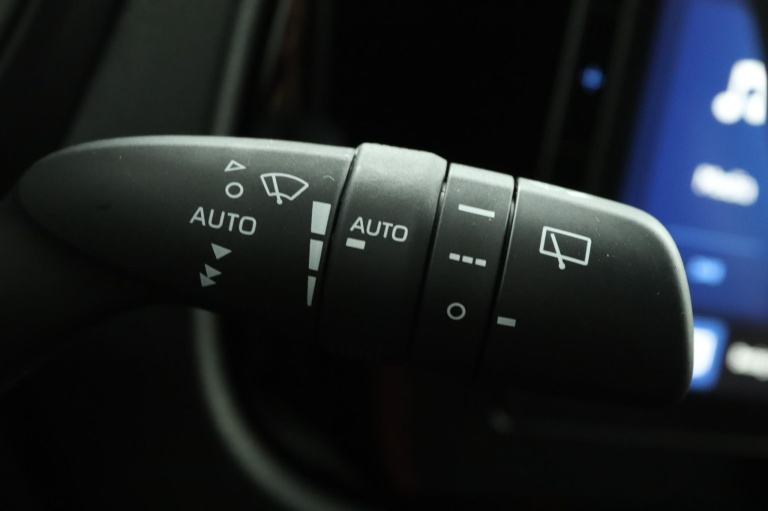 Toyota Aygo X - 1.0 VVT-i S-CVT Pulse 31