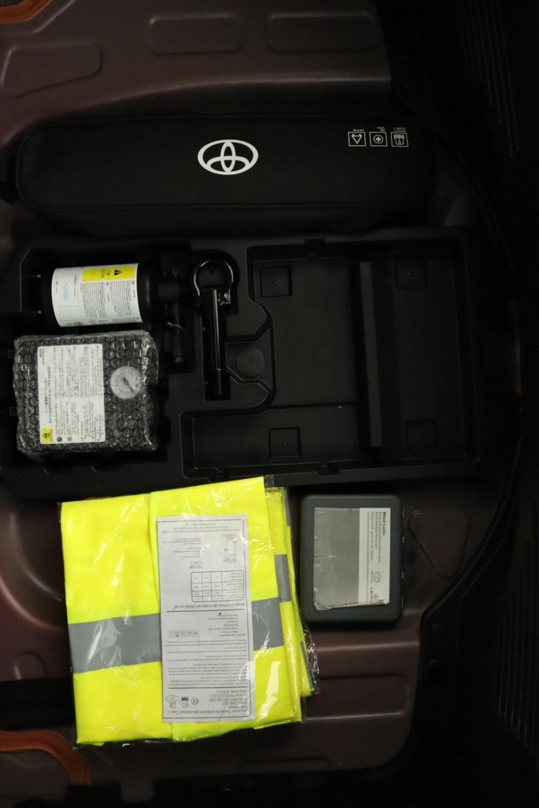 Toyota Aygo X - 1.0 VVT-i S-CVT Pulse 33